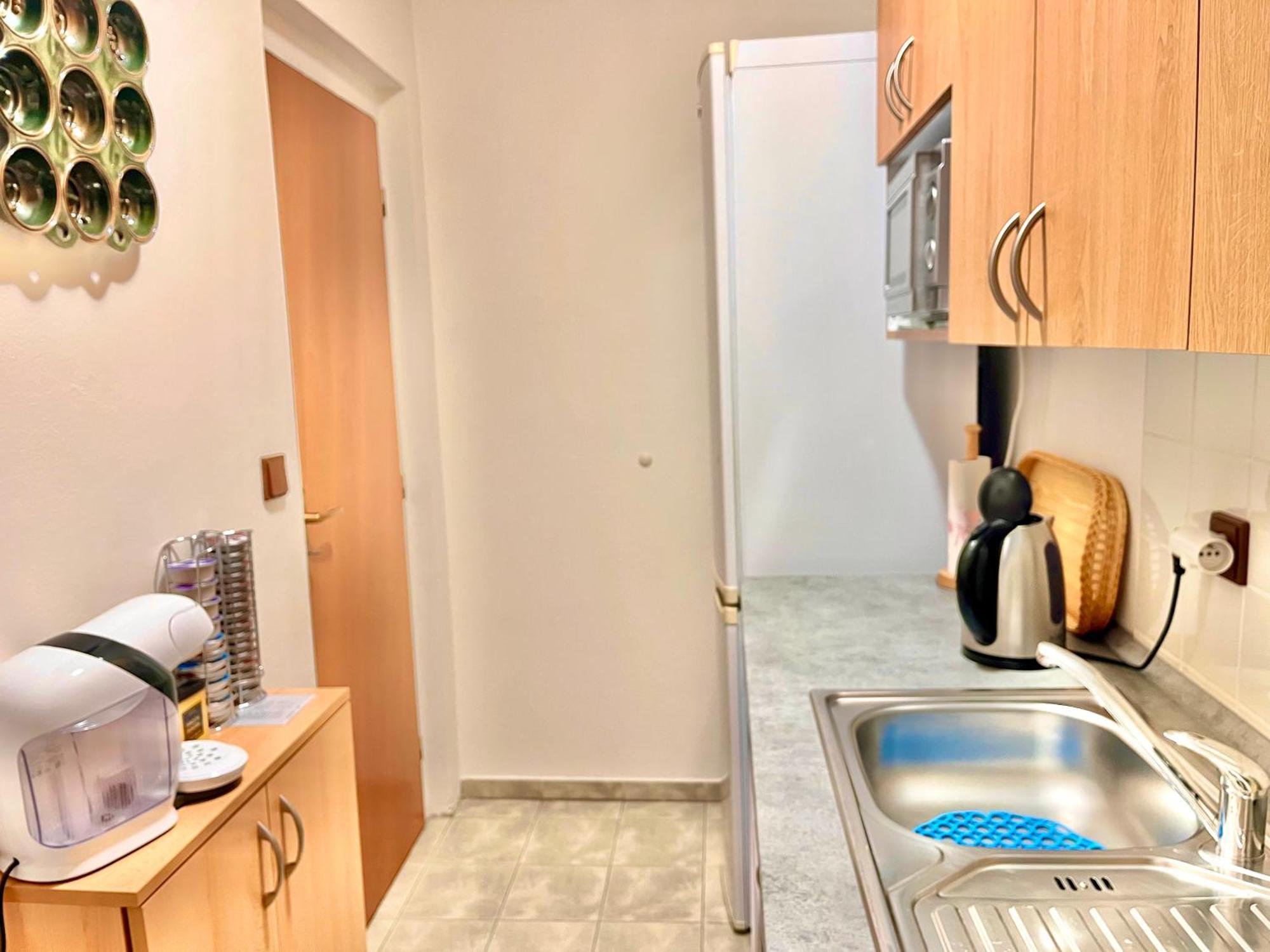 P&P Jicin Apartments - Soukrome 2-3 Luzkove Pokoje S Vlastni Kuchyni A Koupelnou Eksteriør billede